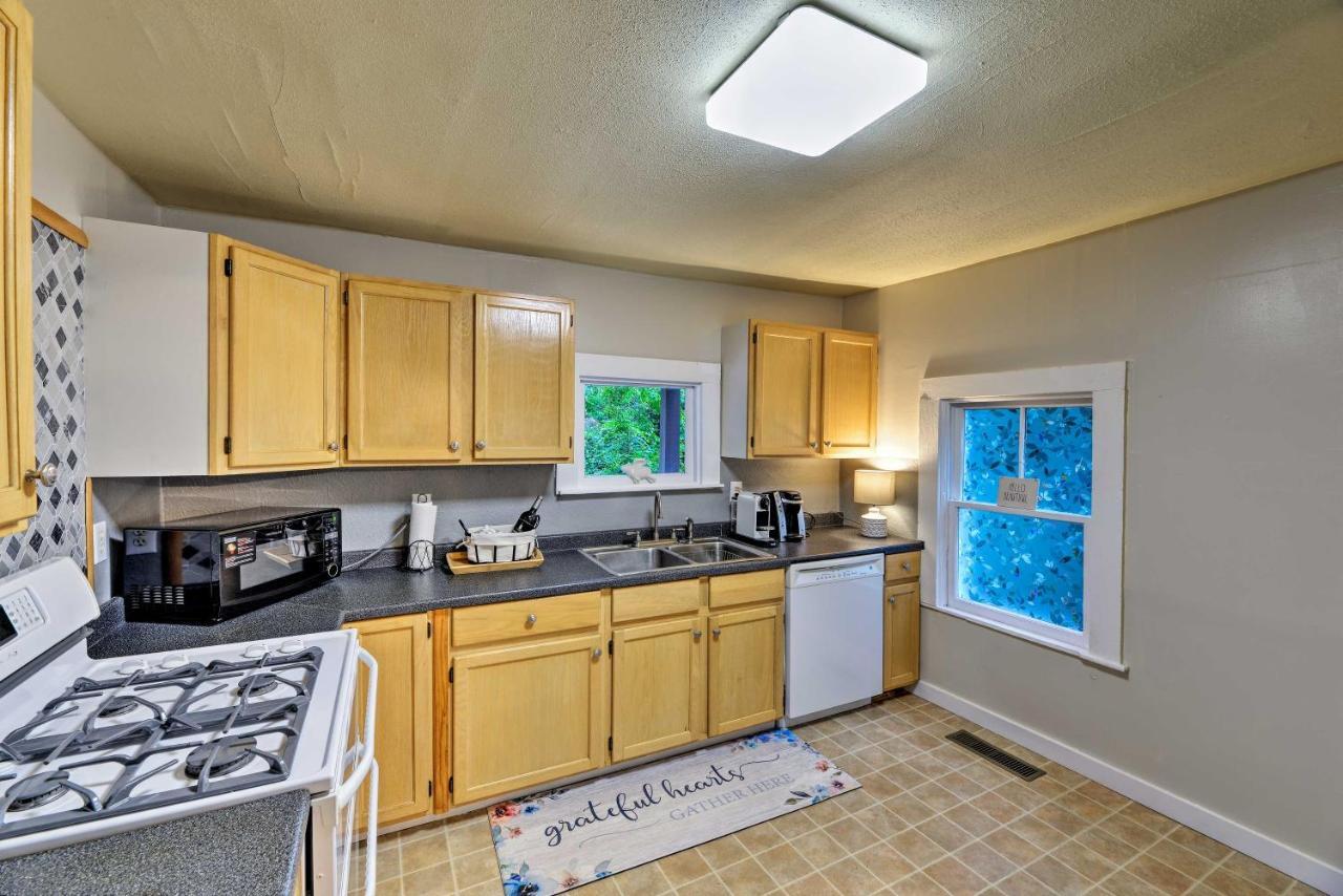 New Bern Home With Yard, Grill And Walkable Location Εξωτερικό φωτογραφία